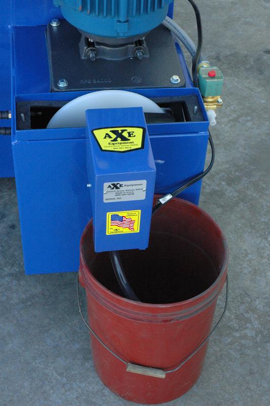 Built-in Oil Skimmer for AXE Equipment Spraywashers